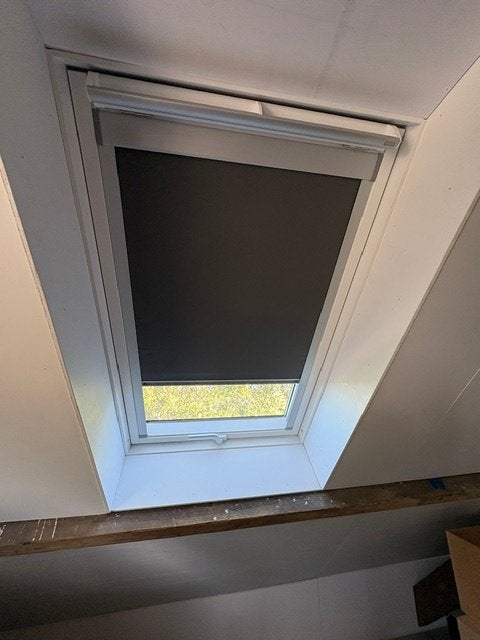 Velux rolgordijn, Overige materialen, 63 cm, Rolgordijn, Verduisterend