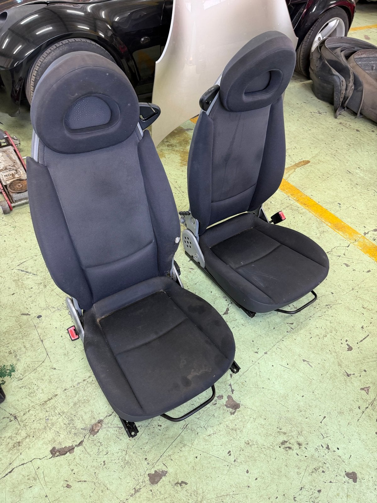 Smart Roadster 452 Stoelen Set Stof - Gebruikt, Auto-onderdelen, Ophalen, Gebruikt, Info@smart.com, Smart.com
