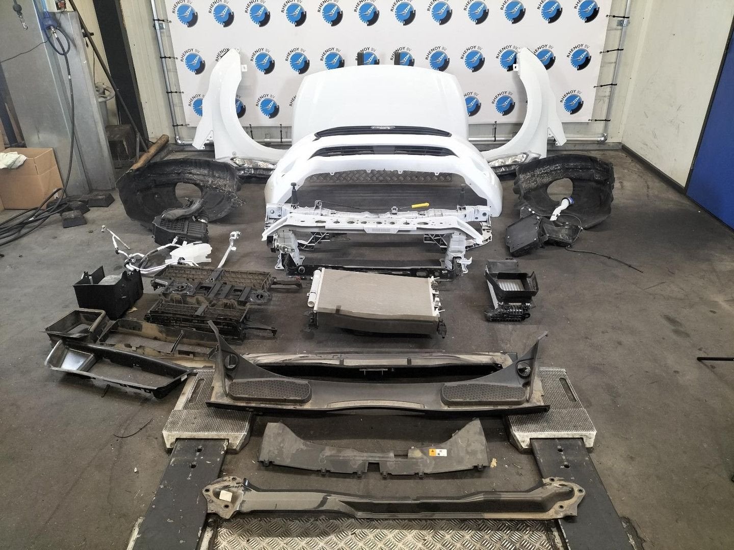 FORD TRANSIT CONNECT LWB Trend VOORKOP COMPLEET KT1B13W030AF, Auto-onderdelen, Ophalen of Verzenden, Gebruikt, Stiba lid