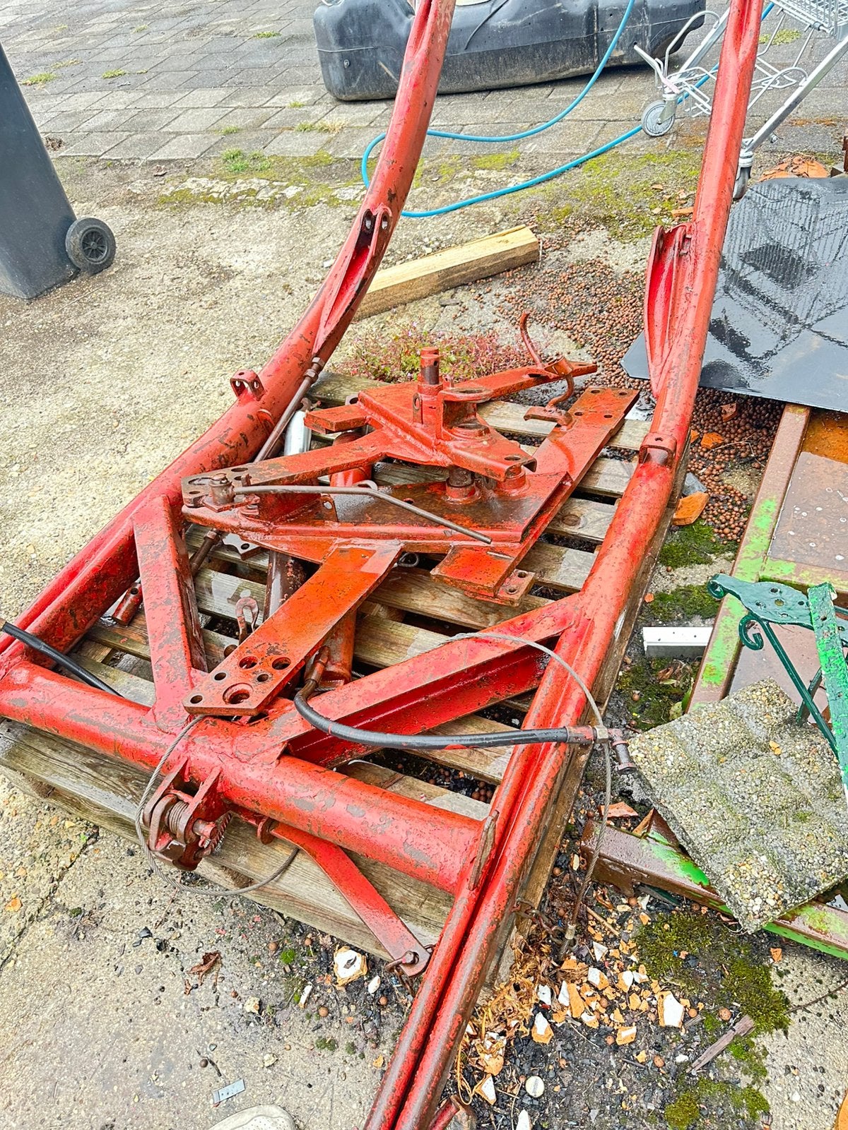 Frontlader Baas, Ophalen