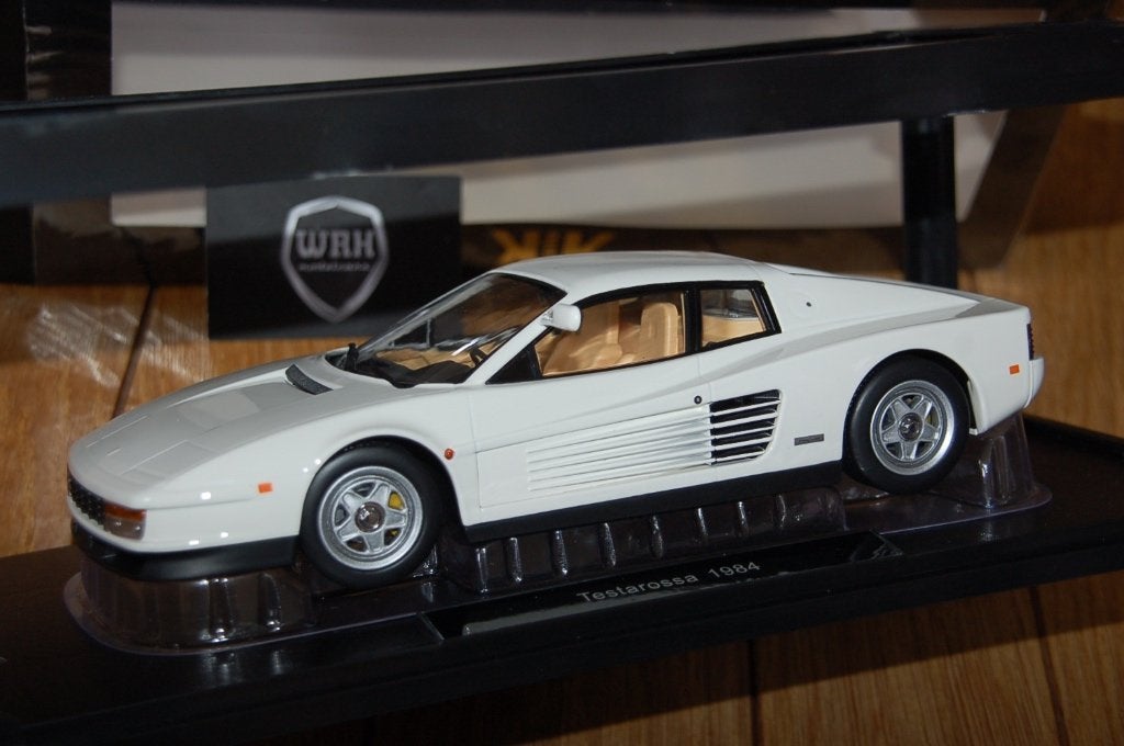 1:18 FERRARI TESTAROSSA US Miami Vice KK models WRH, Hobby en Vrije tijd, Modelauto's | 1:18, Verzenden, Zo goed als nieuw, Auto
