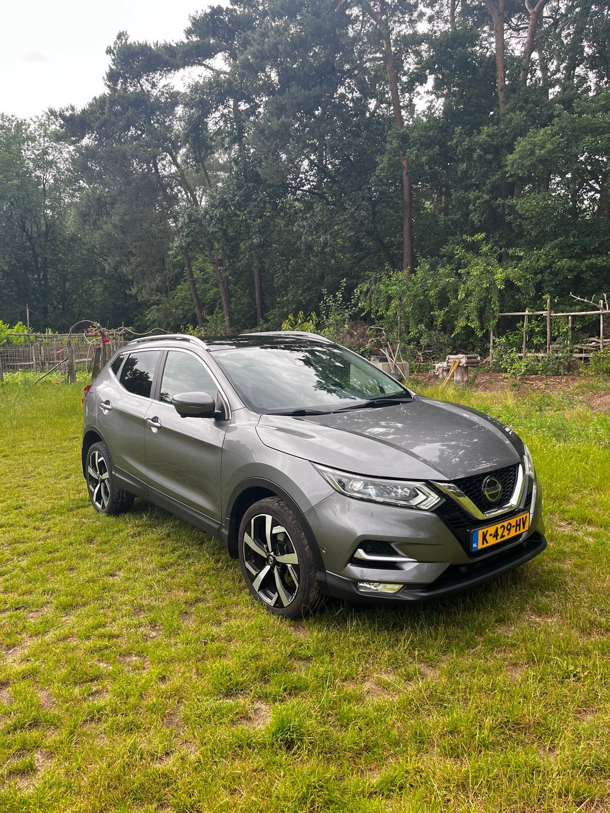 Nissan Qashqai TEKNA |LEER|PANO|360 CAMERA|STOELVERWARMING|, Auto's, Nissan, Particulier, Qashqai, Benzine, D, SUV of Terreinwagen