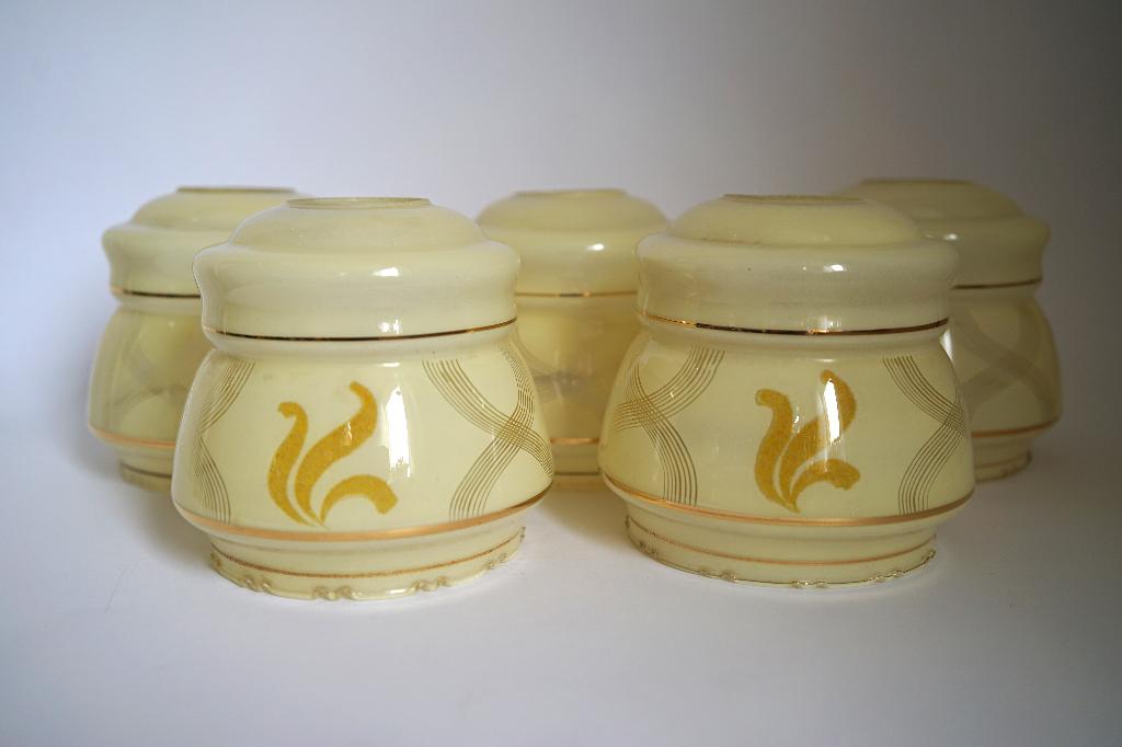 vintage antiek 5x lampenkap pastel geel glas, goud sierrand, Gebruikt, Overige kleuren, Vintage, Ophalen of Verzenden