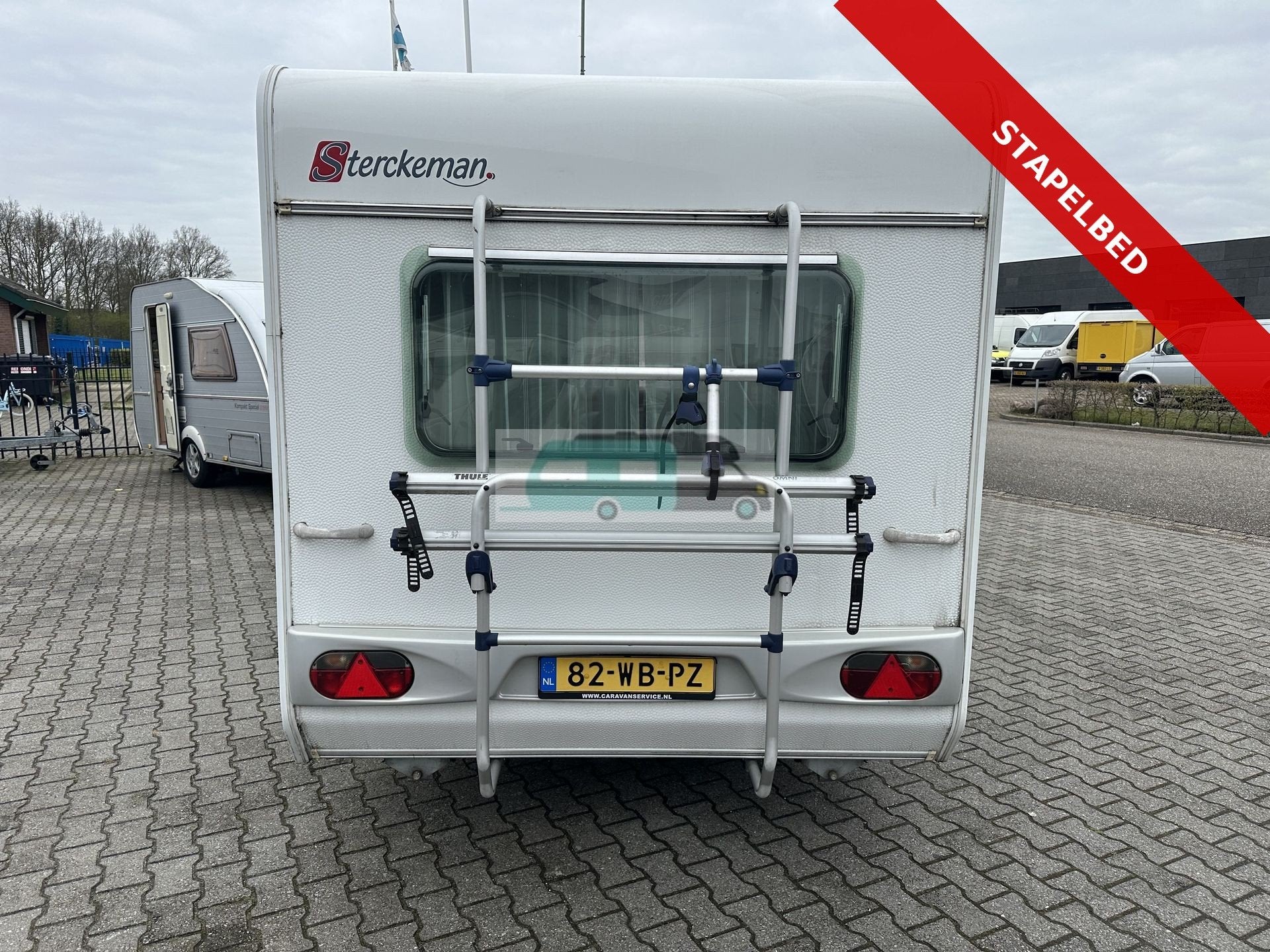 Sterckeman 370DD 2008 met stapelbed. lichtgewicht (bj 2008), Caravans en Kamperen, Caravans, Sterckeman, Bedrijf, Kachel, 500 - 750 kg