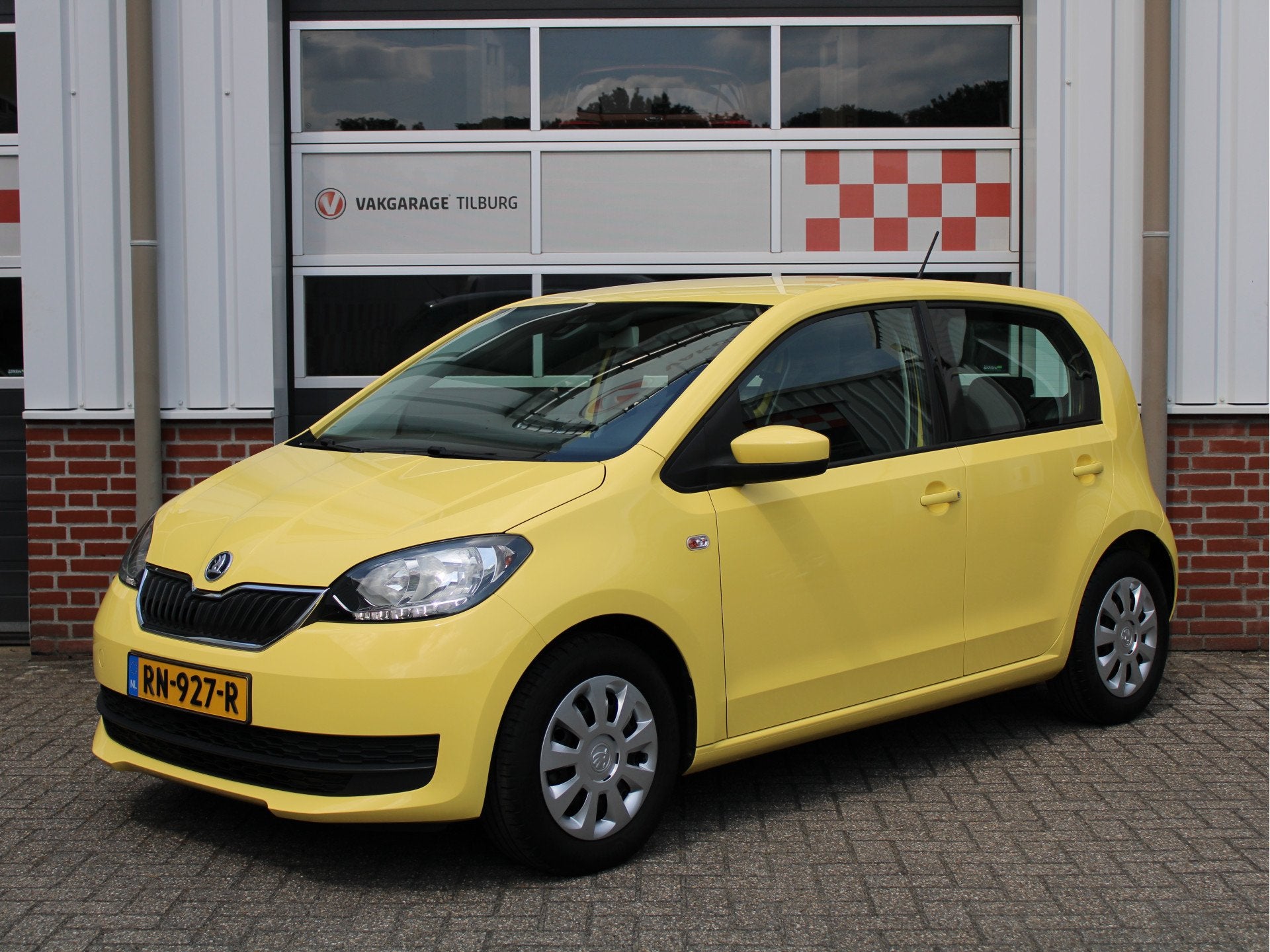 Skoda Citigo 1.0 Greentech Ambition CruiseControl/Bluetooth/, Auto's, Stof, Gebruikt, Euro 6, 60 pk