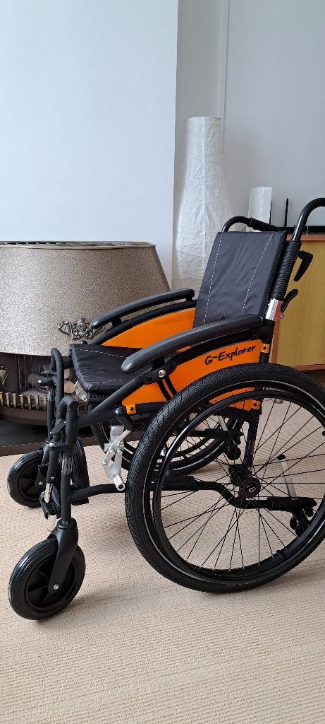 Rolstoel Excel Explorer 45 cm, Diversen, Rolstoelen, Zo goed als nieuw, Duwrolstoel, Inklapbaar, Ophalen