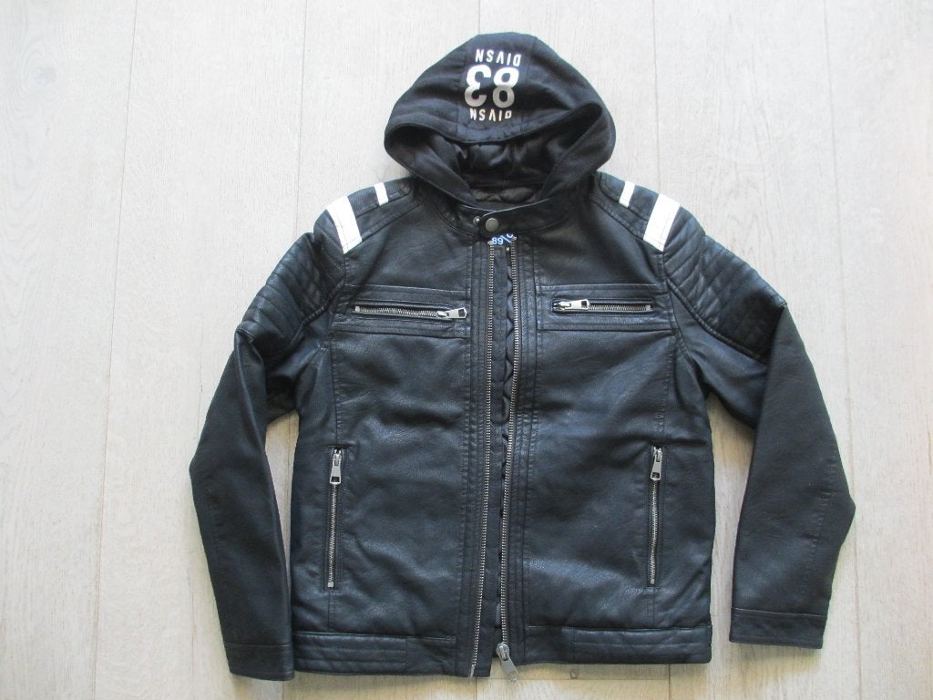 Nieuwe zwarte stoere zomerjas/tussenjas van C&A maat 152, Kinderen en Baby's, C&A, Nieuw, Ophalen of Verzenden, Jongen