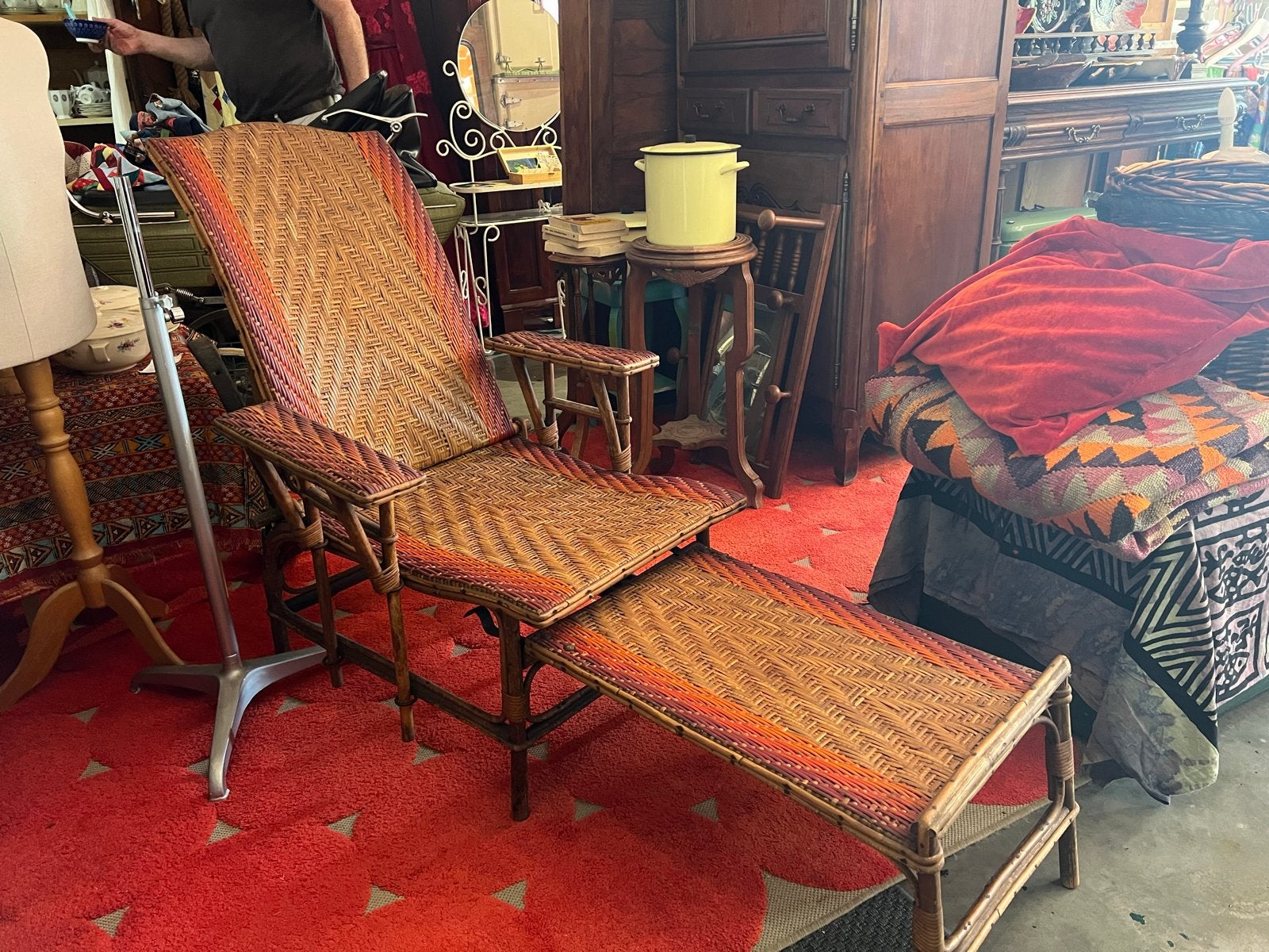 Vintage rotan ligstoel met voetenbank, Ophalen of Verzenden