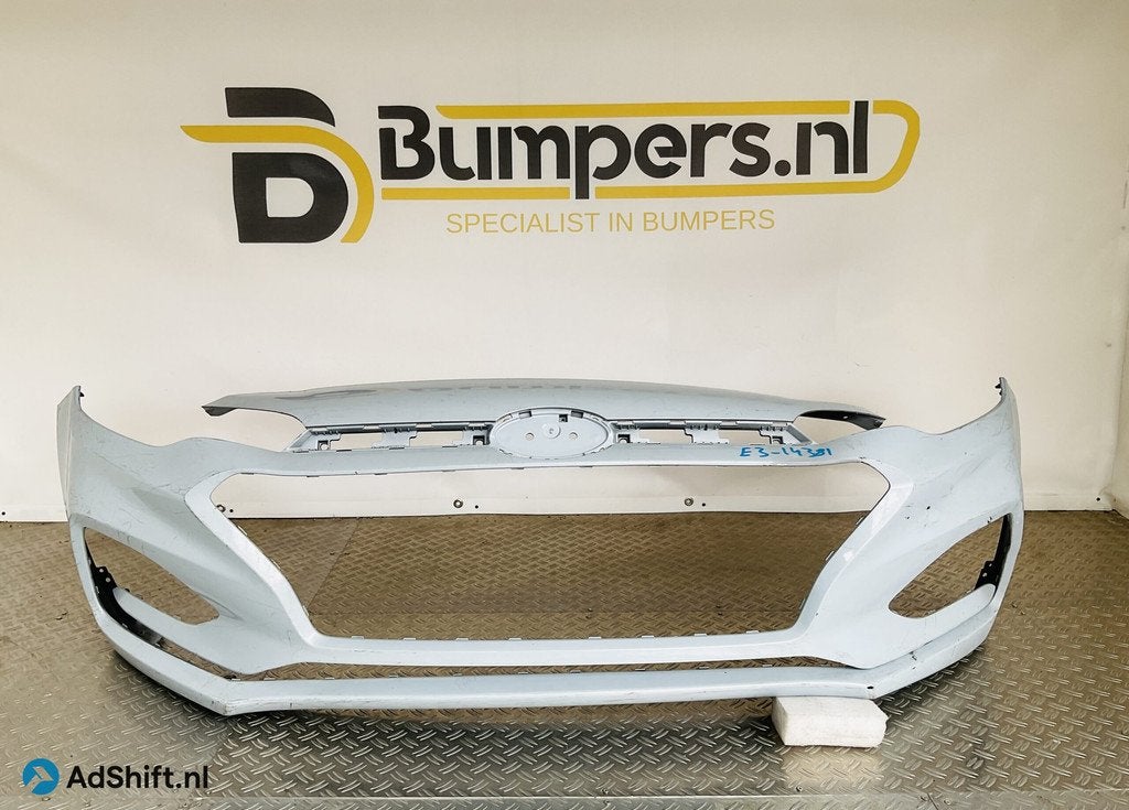 Bumper Hyundai i20 Facelift 2017-2021 86511-C8AA0 Voorbumper, Bumper