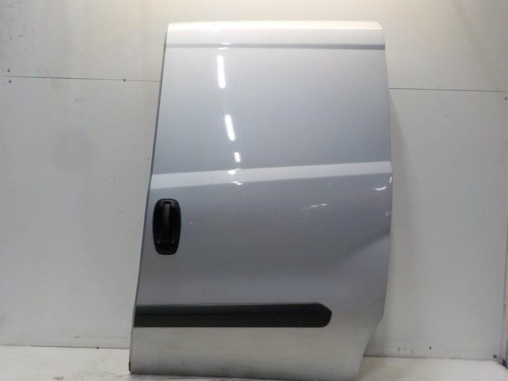 Portier links achter Opel Combo, Onderdelen@venauto.nl, Van der Ven Autorecycling B.V., Gebruikt, Ettenseweg 76, 4706 PB Roosendaal, The Netherlands