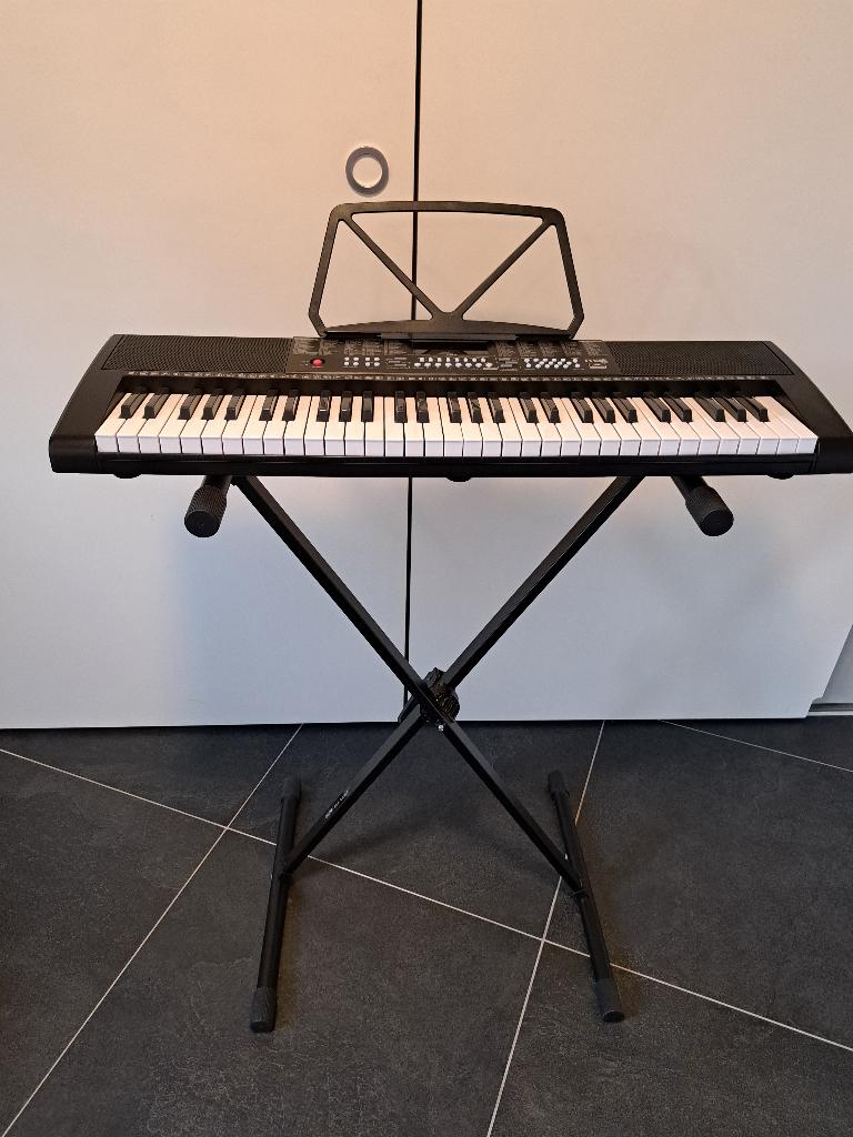 Max KB5 keyboard met 61 lichtgevende toetsen en standaard, Overige merken, 61 toetsen, Ophalen of Verzenden, Zo goed als nieuw