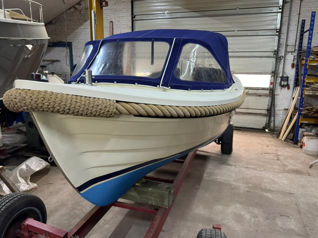 Maril 625 sloep, Watersport en Boten, Sloepen, Zo goed als nieuw, Maril, Buiskap, Diesel, Ophalen