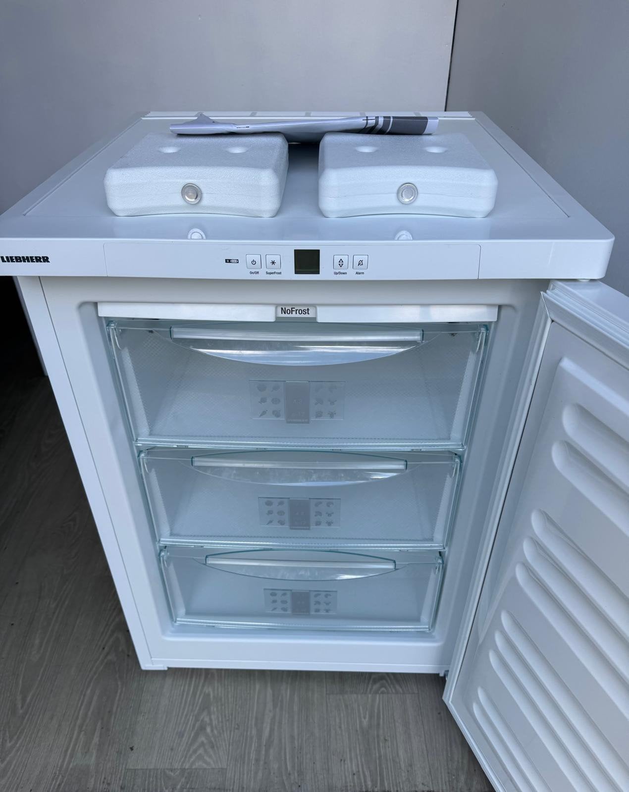 liebherr vriezer No Frost zo goed als nieuw., Ophalen, Zo goed als nieuw, 60 tot 90 cm