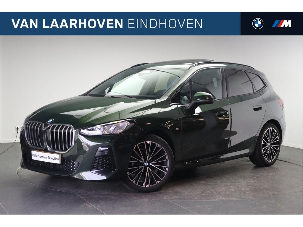 BMW 2 Serie Active Tourer 220i M Sport Automaat / Trekhaak /