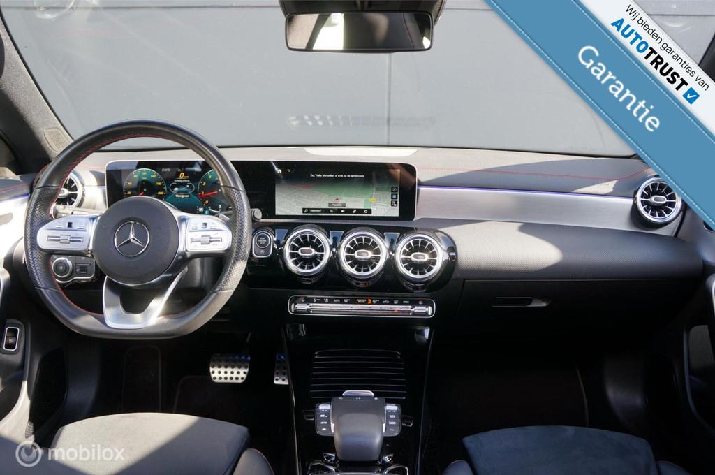 Mercedes CLA-klasse Shooting Brake 200 Bns Sol AMG Navi Cam!, Auto's, Mercedes-Benz, Gebruikt, 4 cilinders, Origineel Nederlands