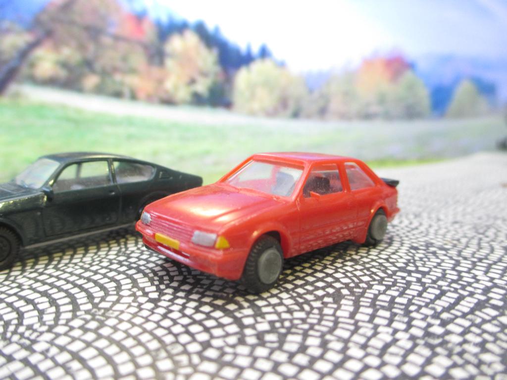 Ford Escort Mk.3 XR3i - Miber rood, Ophalen of Verzenden, Gebruikt, Auto, Overige merken
