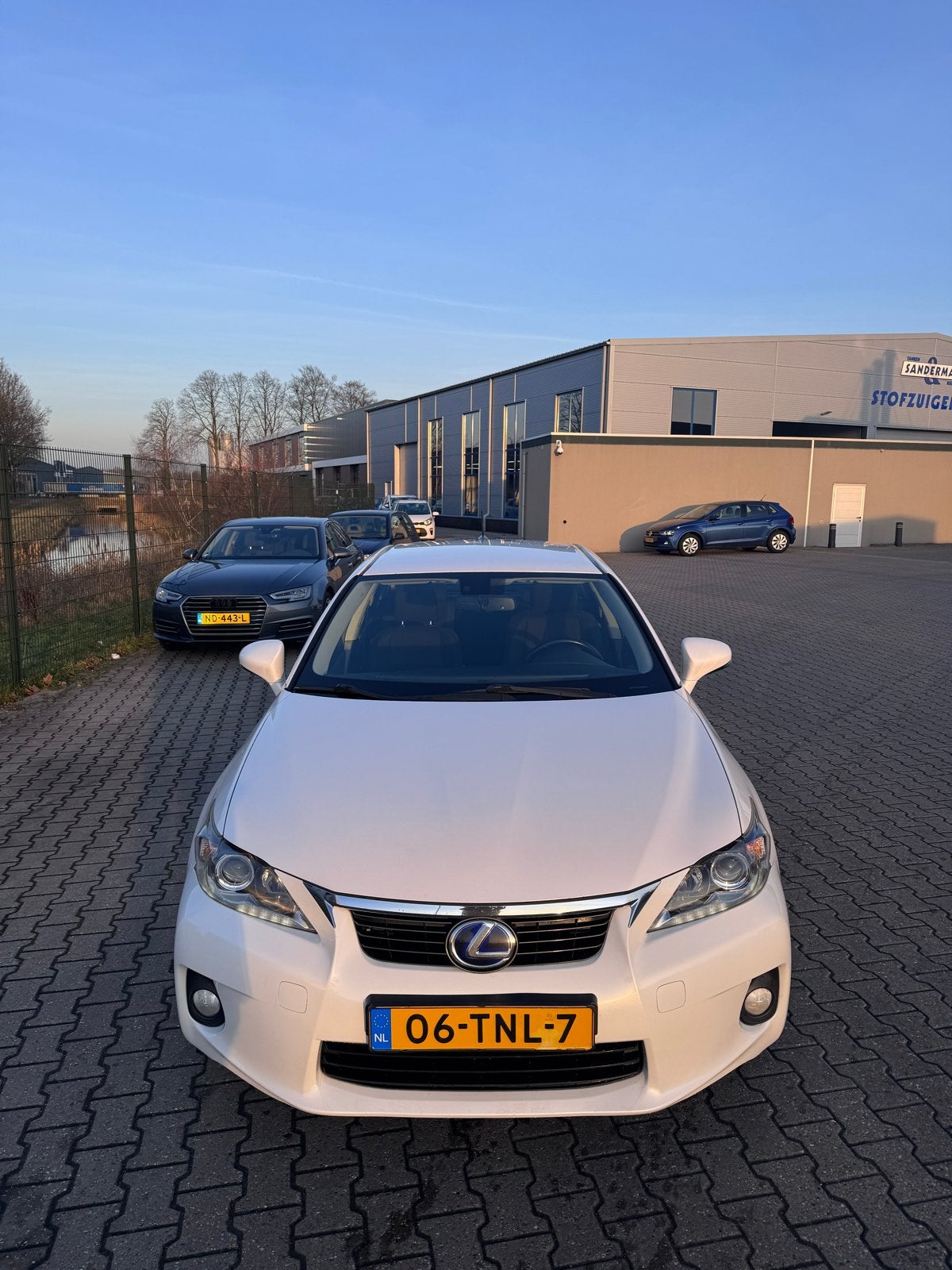 Lexus CT-H 200H 1.8 Hybrid 2012 Wit, Auto's, Lexus, Alcantara, Wit, Origineel Nederlands, 1798 cc