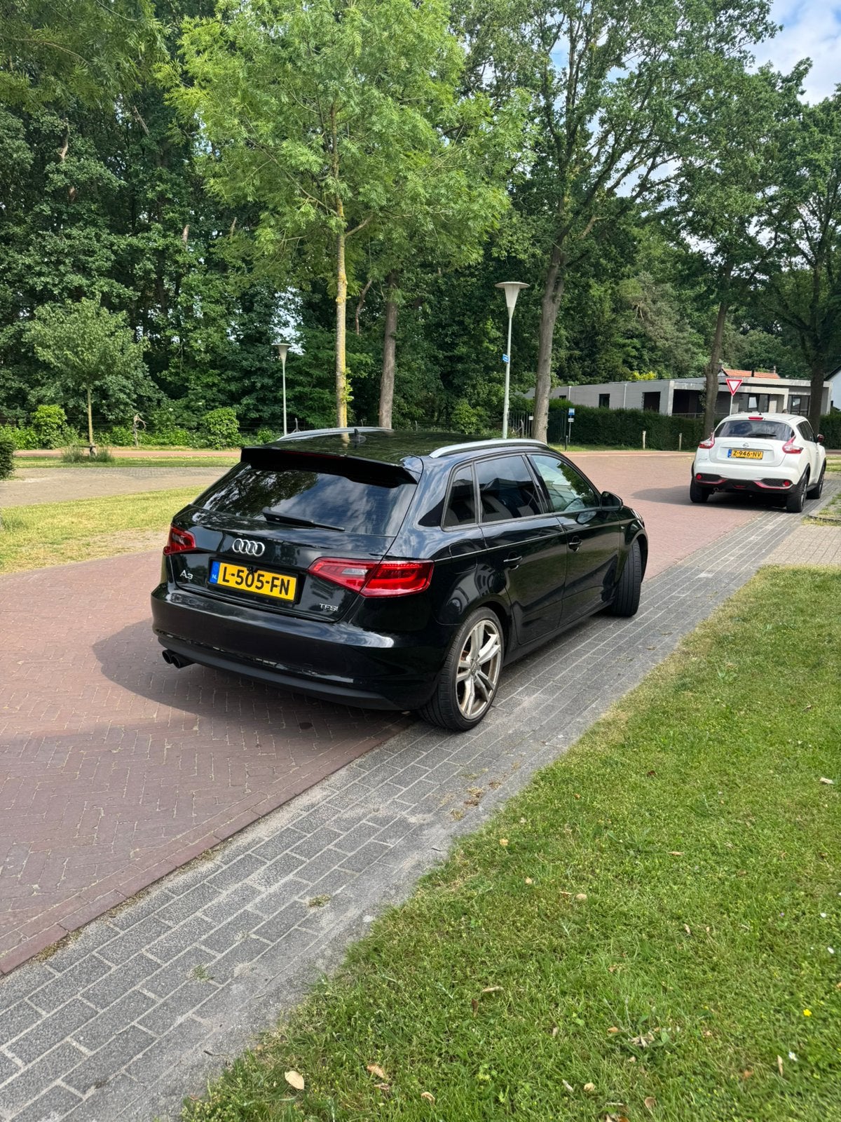 Audi A3 1.4 Tfsi 3x S-line 2013 nieuwe APK, Auto's, Audi, Zwart, 1395 cc, 650 kg, Particulier