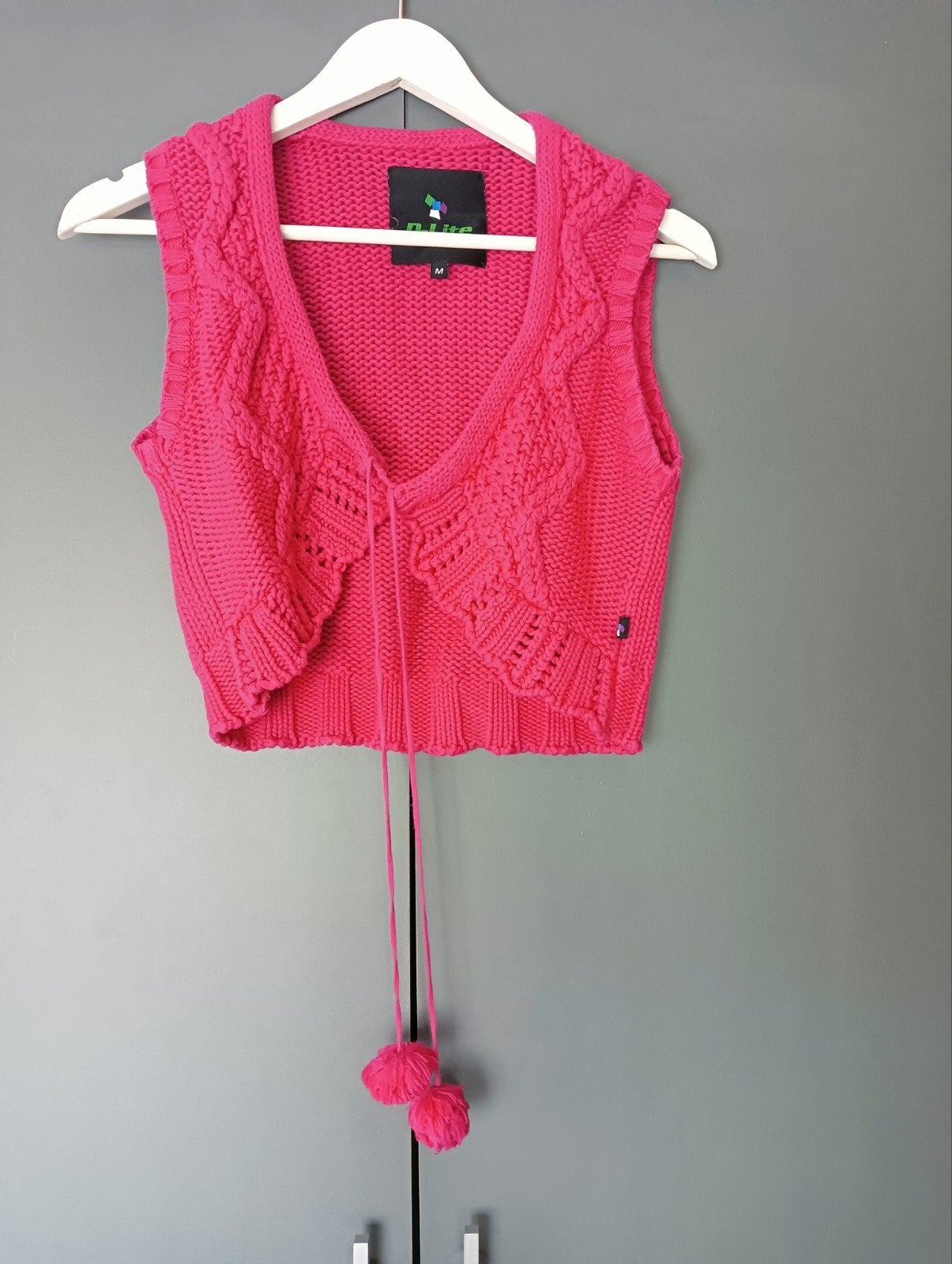 Felroze retro look vestje mt M van D-Lite, Maat 38/40 (M), Ophalen of Verzenden, Roze, Gedragen