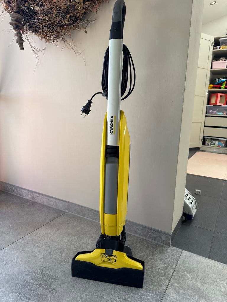 Kärcher FC 5 Harde Vloerreiniger, Witgoed en Apparatuur, Ophalen, Overige typen, Zo goed als nieuw, Minder dan 1200 watt