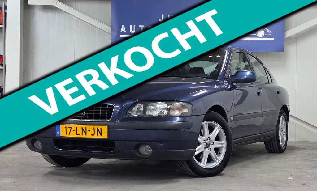 Volvo S60 2.4 Edition APK 04-2027 Trekhaak Garantie Mooi!, Auto's, Volvo, Voorwielaandrijving, Blauw, 1600 kg, Blauw