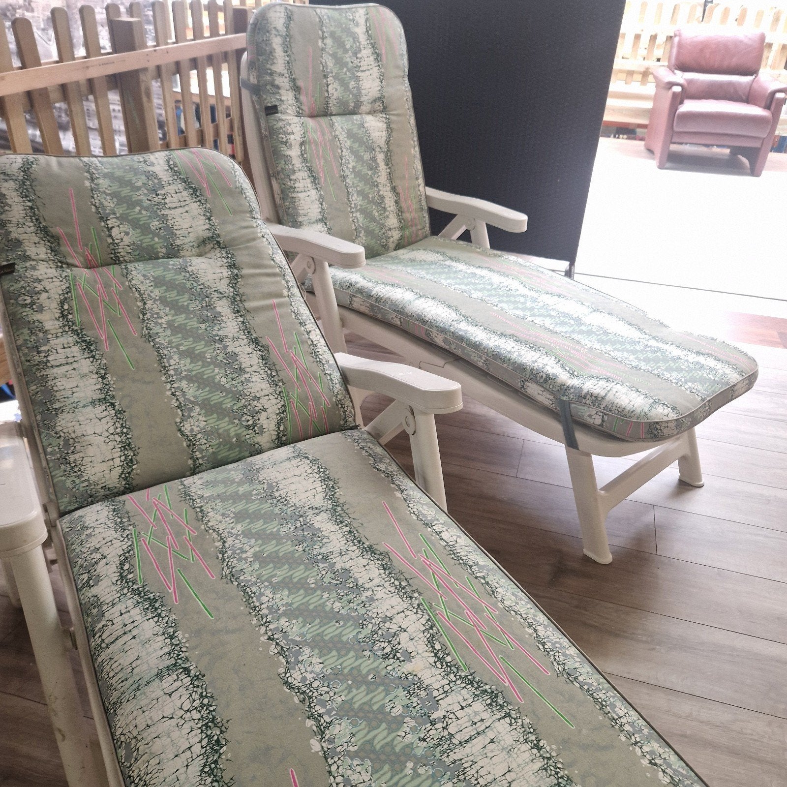 Nu 25 % korting! PANDI Ligbed met Kussens, Tuin en Terras, Ligbedden, Verstelbaar, Verrijdbaar, Ophalen