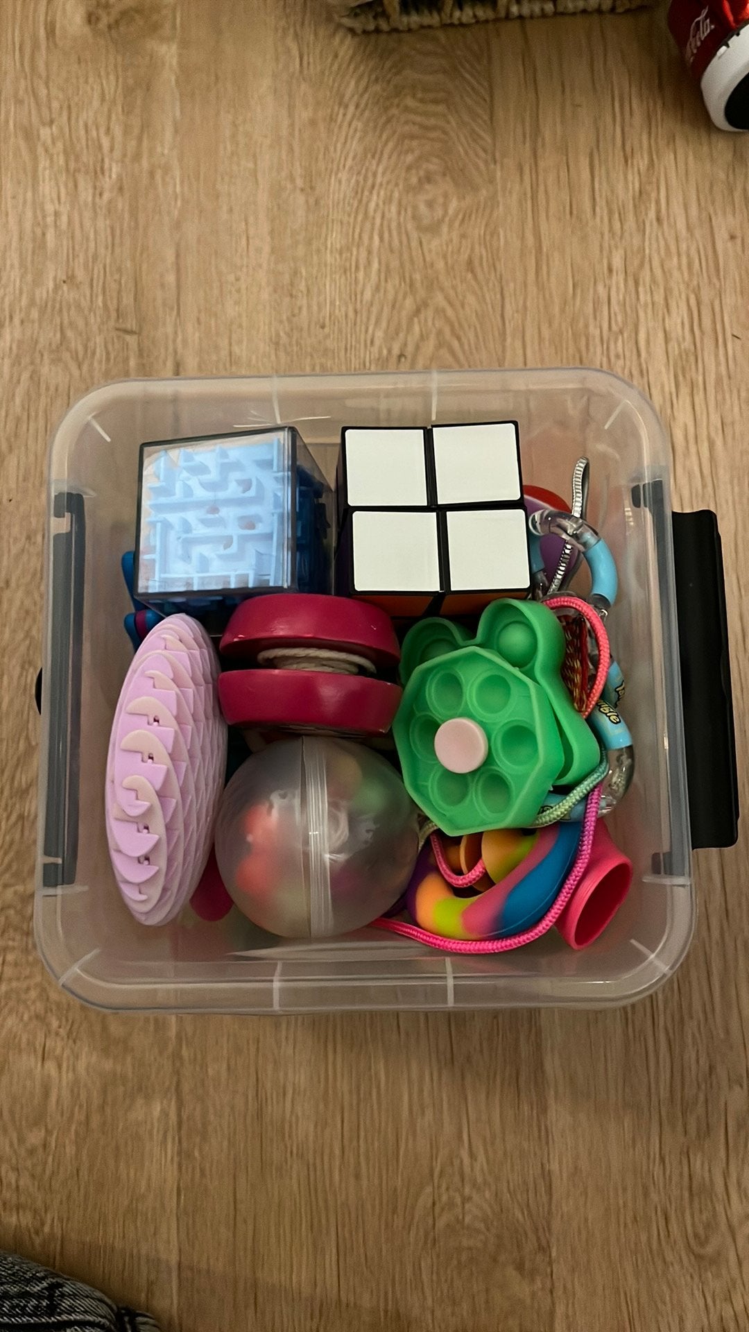 Bak vol met fidget toys + bak met fidget spinners, Ophalen of Verzenden, Gebruikt