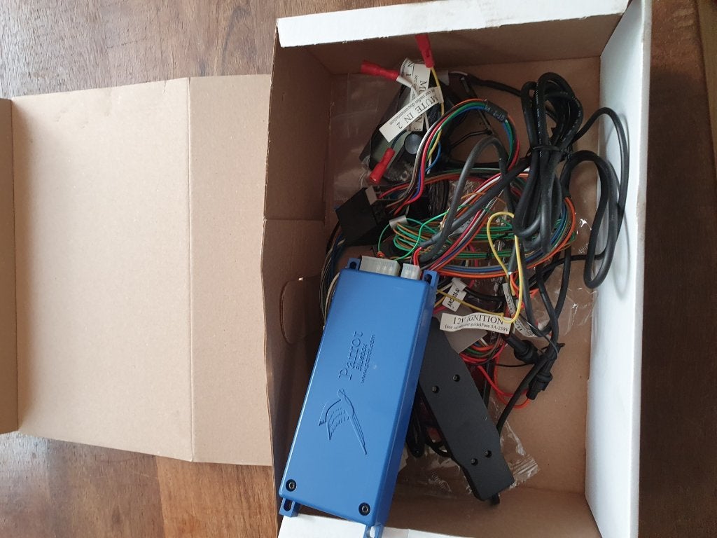 Parrot Carkit compleet, Ophalen of Verzenden, Zo goed als nieuw