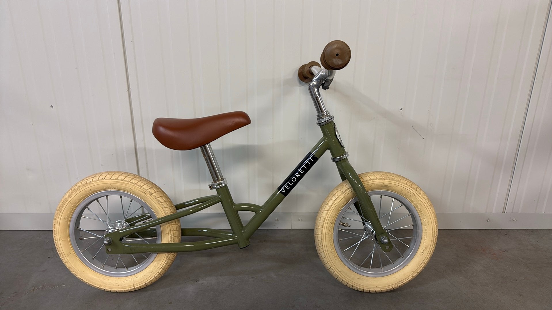 Veloretti loopfiets olijfgroen, Ophalen, Gebruikt, Loopfiets