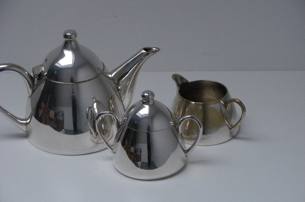 Verzilverd theeset, Ophalen