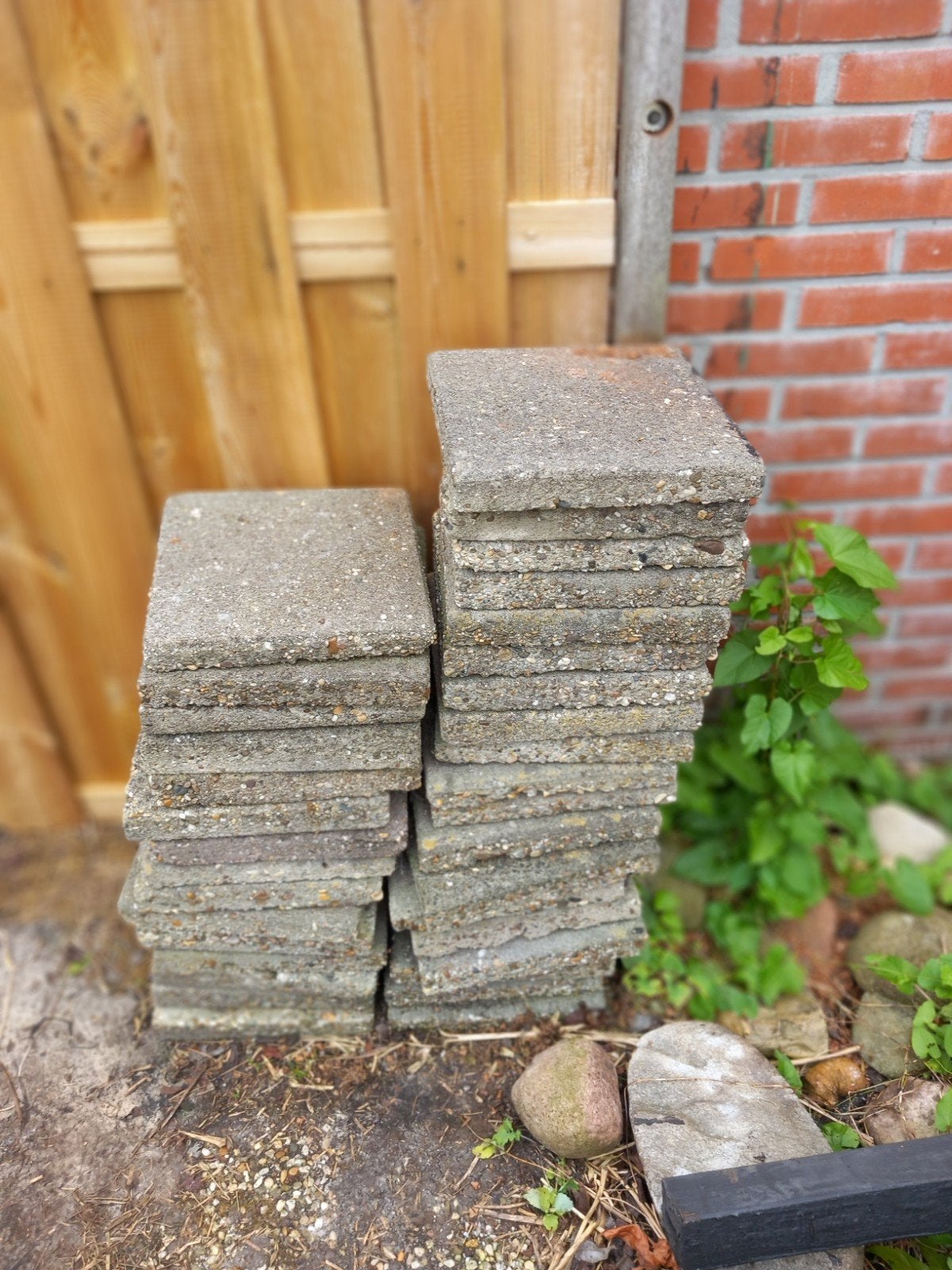 GRATIS 30 X 30 TEGELS alles in ¹ partij meenemen., Tuin en Terras, Ophalen, Gebruikt, Beton, Terrastegels