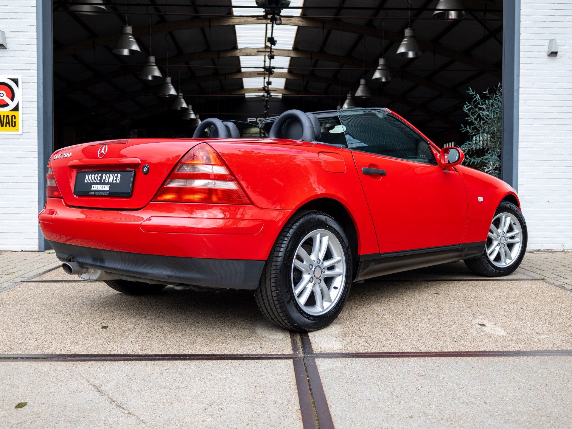 Mercedes-Benz SLK 200 *Topstaat | Hardtop | Leder | Stoelver, 1998 cc, Zwart, Cabriolet, Bedrijf