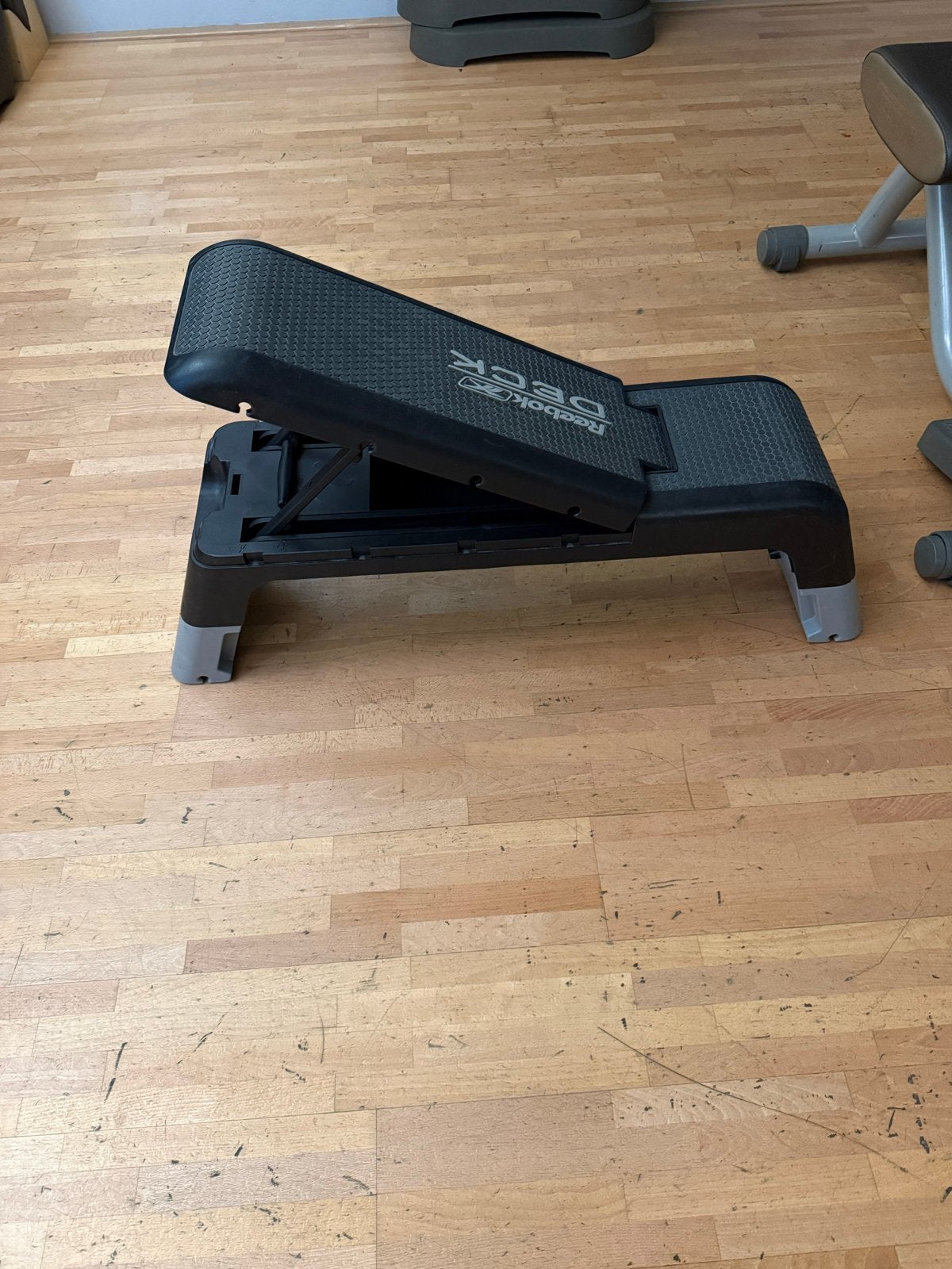 Reebok Deck Stepbank - Veelzijdig fitnessapparaat, Sport en Fitness, Ophalen of Verzenden, Gebruikt, Benen, Stepbank