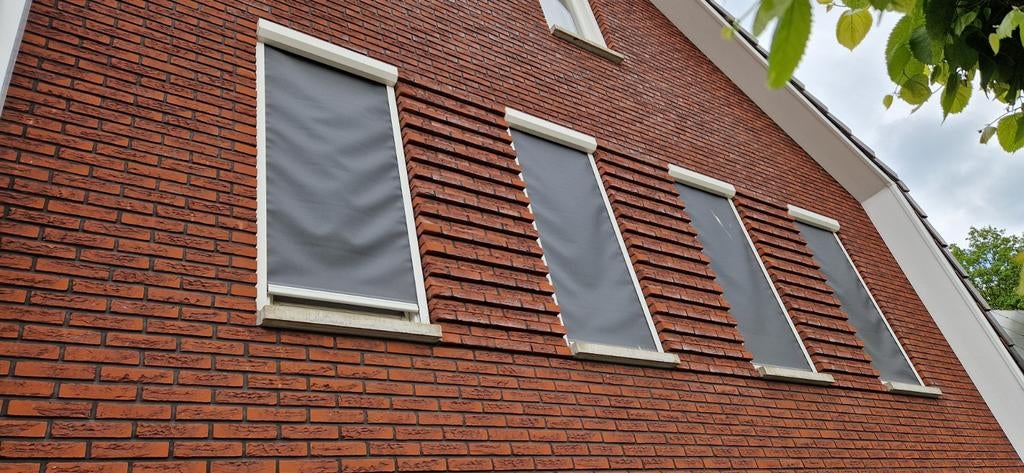 Set van 4 Screens, zonwering - Grijs, elektrisch,, Ophalen, Gebruikt, Elektrisch, Minder dan 250 cm
