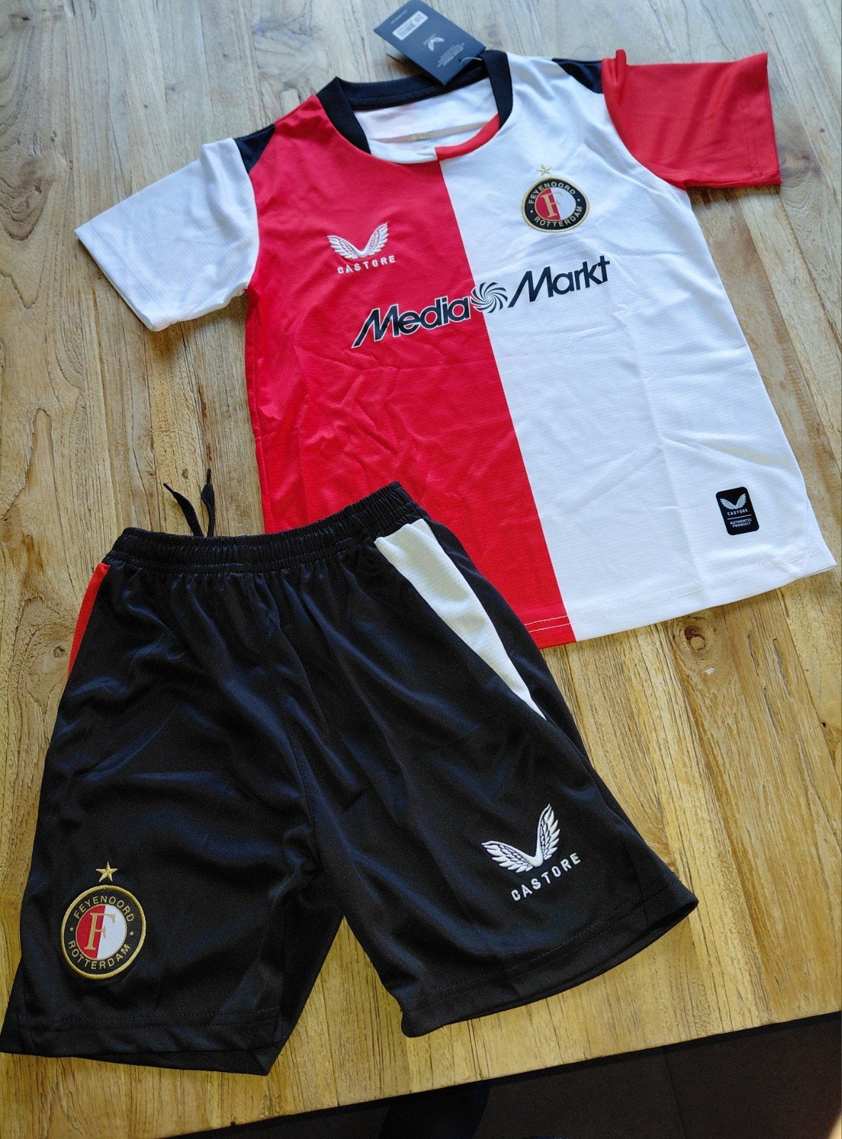 Feyenoord thuistenue maat 128 - Nieuw (namaak), Nieuw, Ophalen of Verzenden, Setje, Feyenoord (namaak)