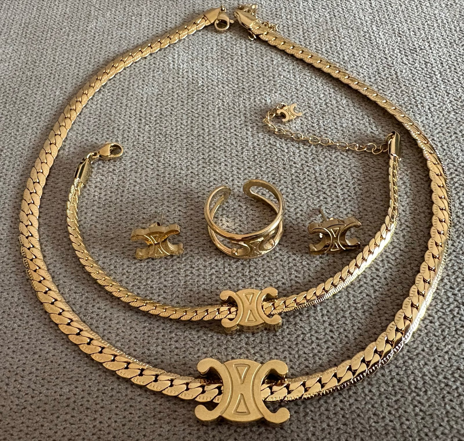 Celine-stijl Sieradenset: Ketting, Armband, Oorbellen, Ring, Overige materialen, Verstelbaar, Verzenden, Nieuw