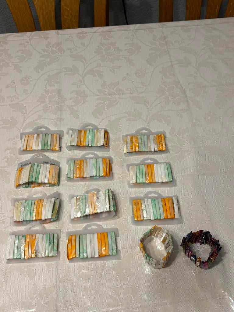 Kleurrijke Armbanden Set - Fashion Sieraden, Sieraden, Tassen en Uiterlijk, Armbanden, Overige materialen, Wit, Nieuw, Ophalen of Verzenden