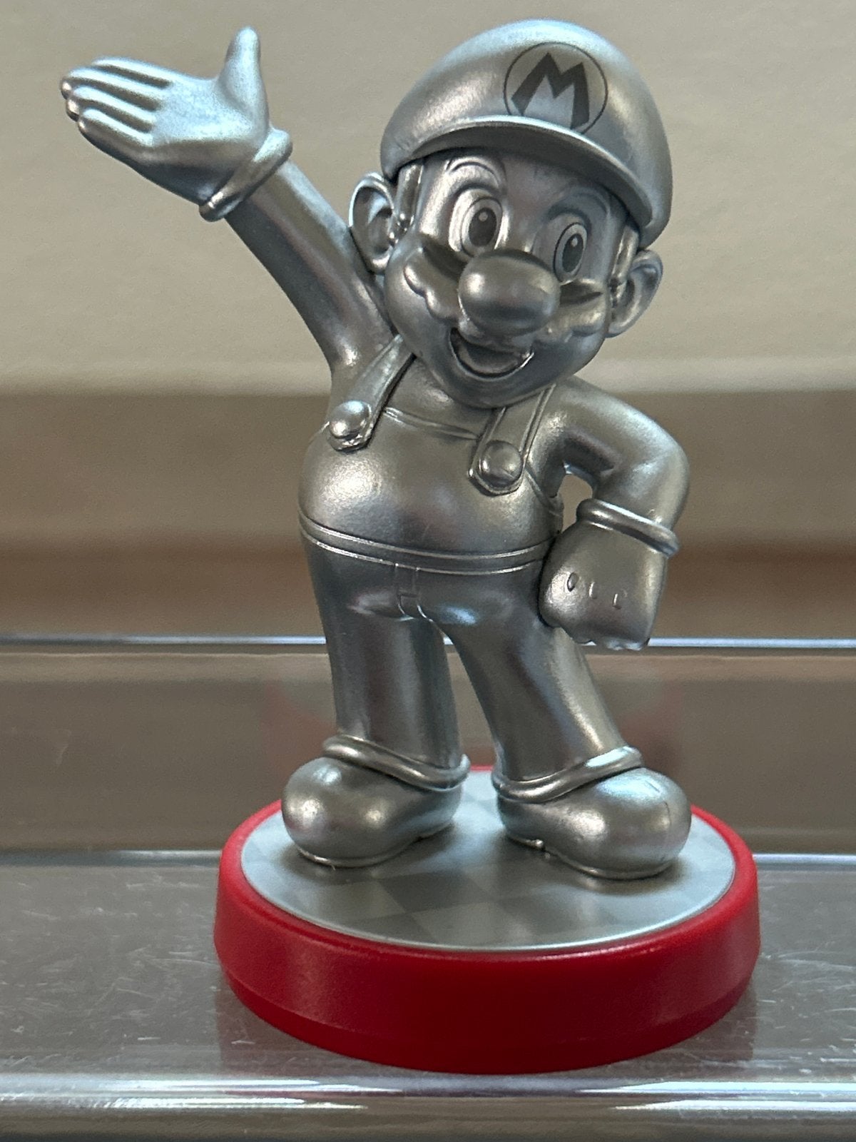 Zilveren Mario Figuur - Nintendo Amiibo, Ophalen of Verzenden, Zo goed als nieuw