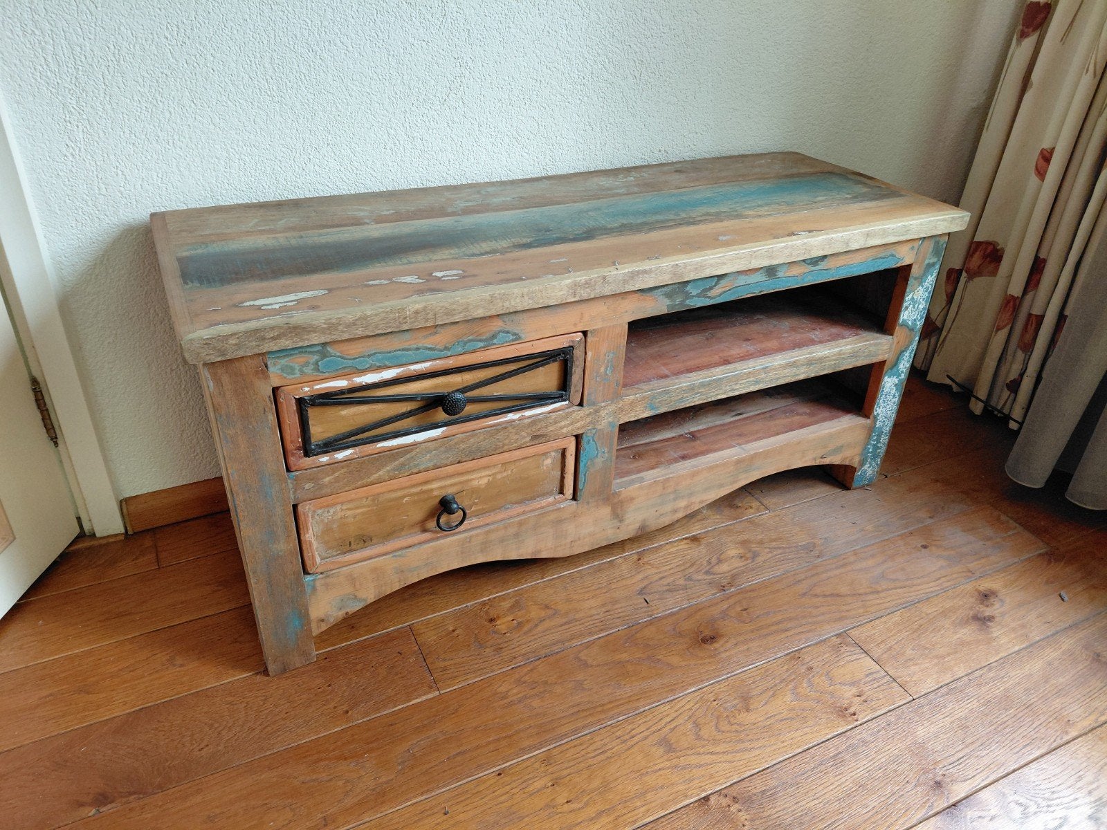 Uniek TV-meubel / Bijzettafel van gerecycled hout, Huis en Inrichting, Gebruikt, 100 tot 150 cm, Industrieel, Landelijk, Bohemian