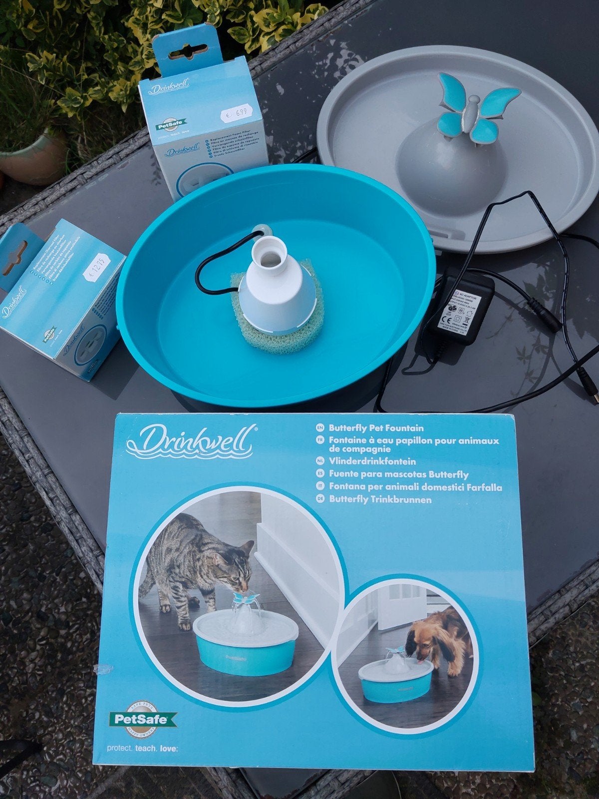 Drinkfontein model vlinder voor kat of kleine hond, Ophalen of Verzenden, Zo goed als nieuw