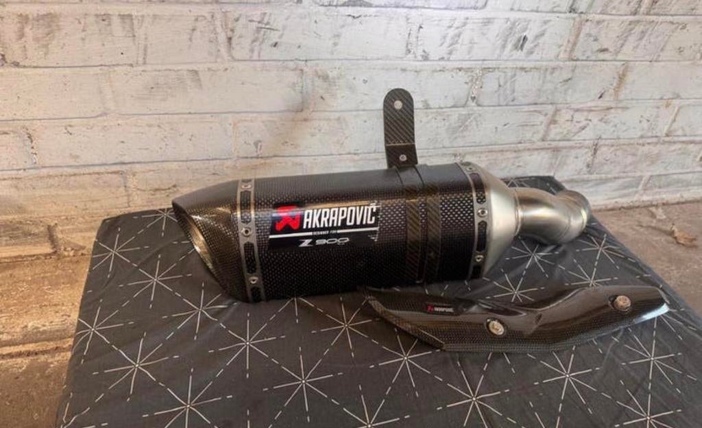 Originele Akrapovic uitlaat, Ophalen of Verzenden