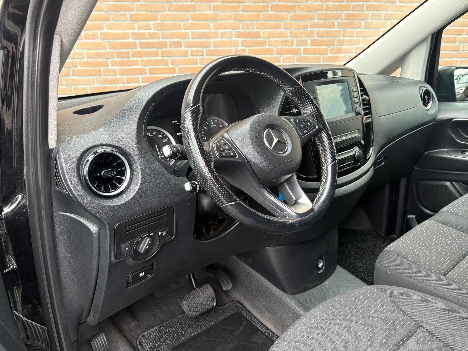 Mercedes-Benz Vito 114CDI 136PK Lang / 9G-Tronic / Distronic, Automaat, Gebruikt, 4 cilinders, Met garantie (alle)