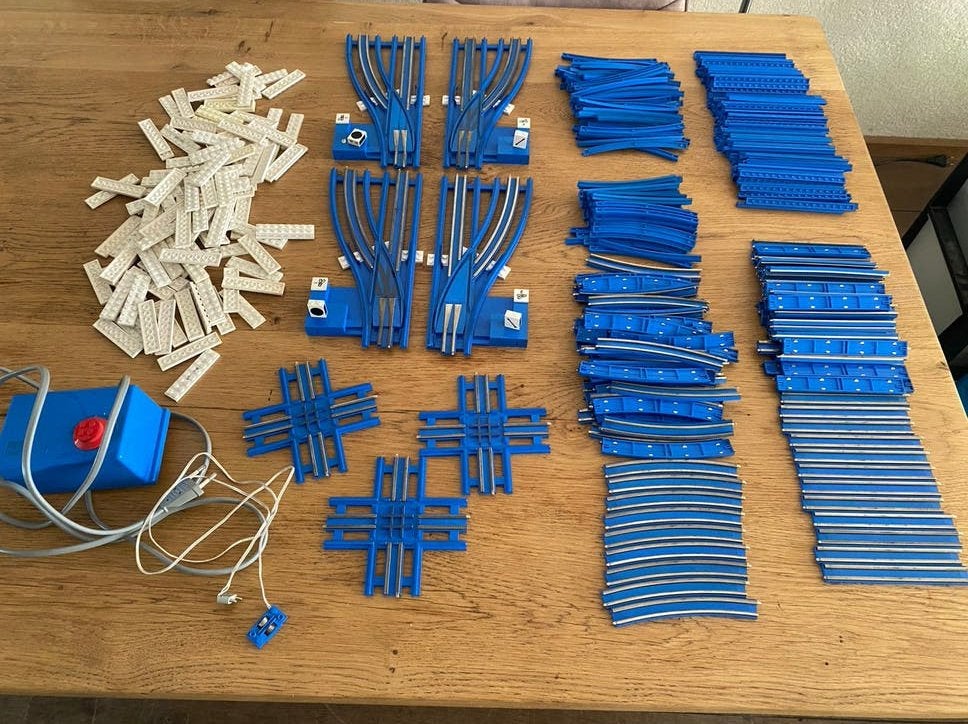 Lego partij 12v trein rails 12 volt treinrails wissels trafo, Ophalen of Verzenden, Gebruikt, Complete set, Lego