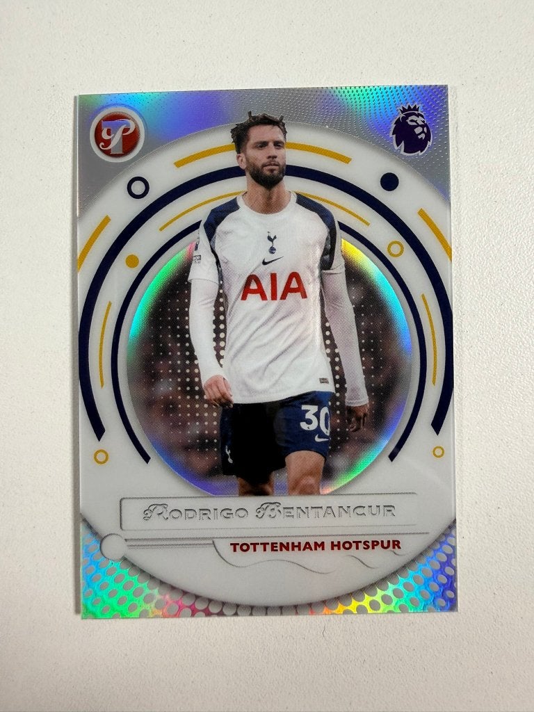 Rodrigo Bentancur Refractor Pristine Premier League 2025-26, Verzamelen, Ophalen of Verzenden, Nieuw, Buitenlandse clubs, Poster, Plaatje of Sticker