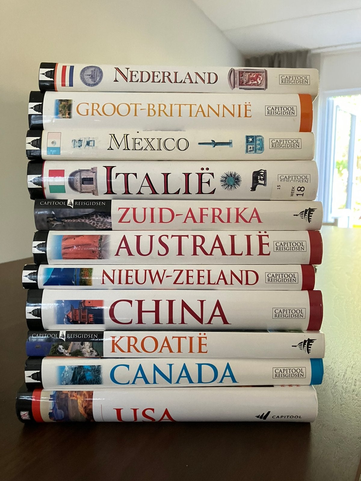 Verscheidene capitool gidsen, Boeken, Gelezen, Capitool, Europa, Ophalen of Verzenden