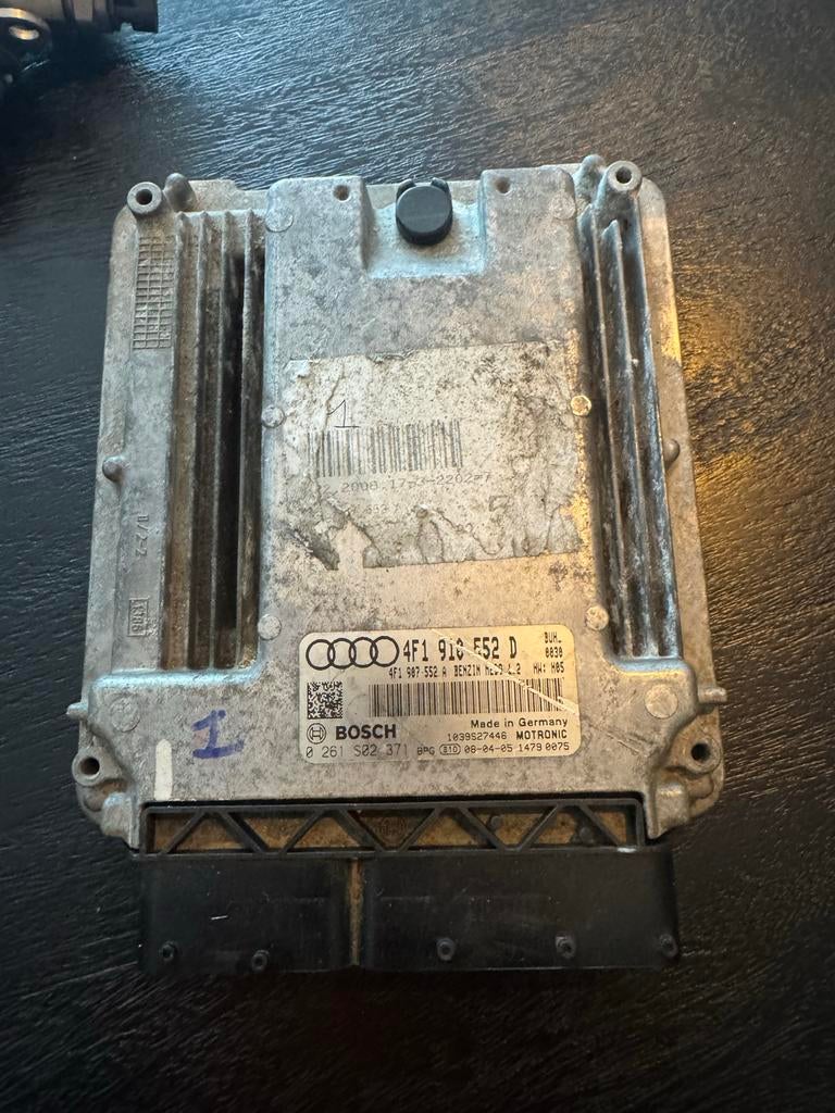 Audi Motor ECU 4F1 910 552 D Bosch Motronic Audi Rs6, Ophalen of Verzenden, Gebruikt, Audi