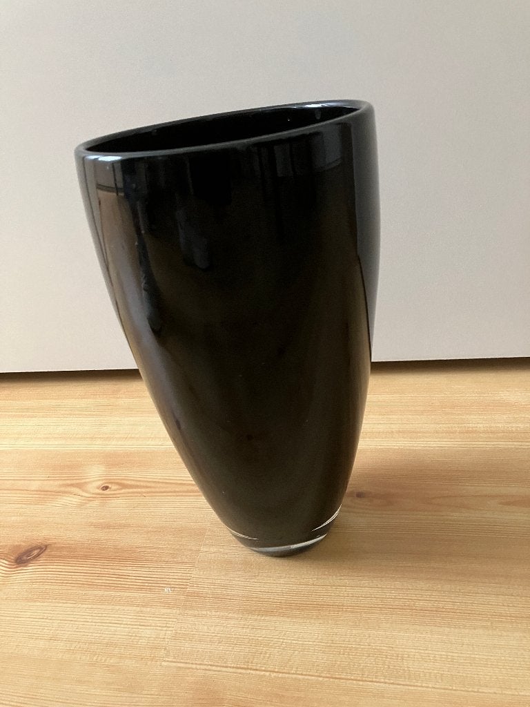 zwarte vaas 26 cm hoog nieuw, Ophalen, 26 cm, Handgemaakt, Zwart