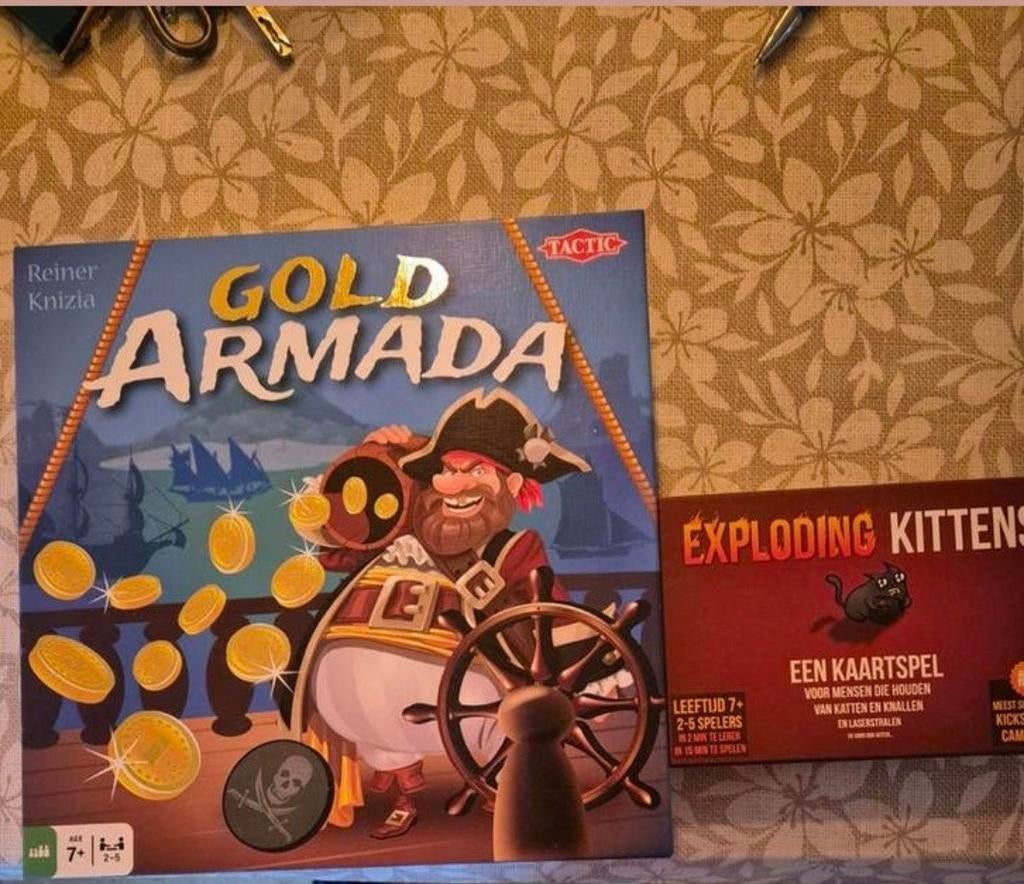 Gold Armada bordspel en exploding kittens, Hobby en Vrije tijd, Vijf spelers of meer, Ophalen of Verzenden, Zo goed als nieuw