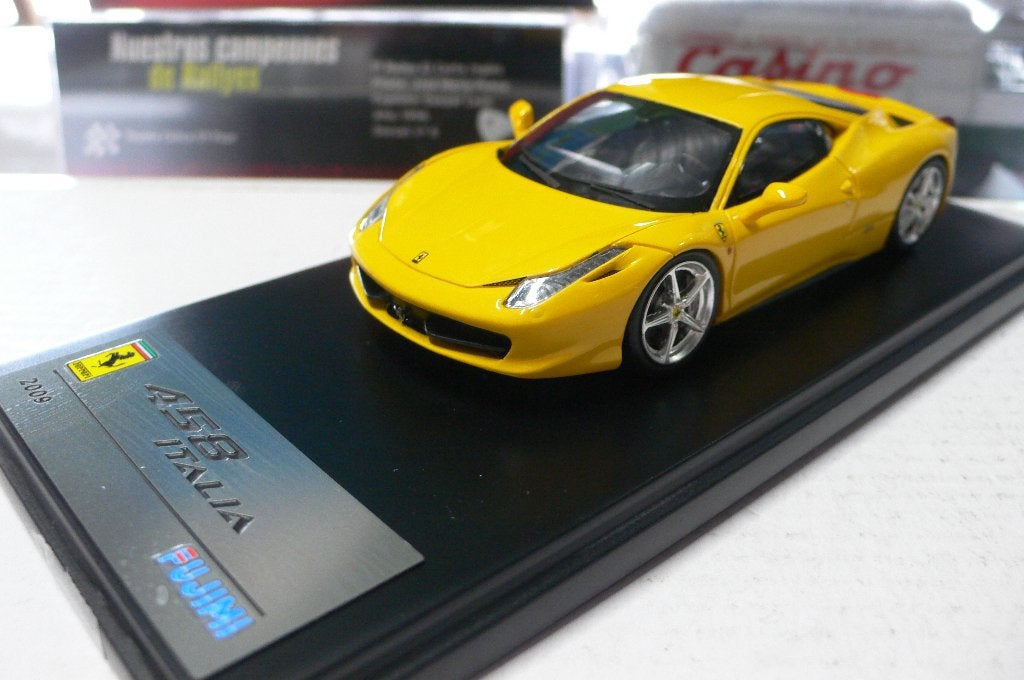 ferrari 458 italia giallo modena -fuijmi/true scale- 1/43, Hobby en Vrije tijd, Modelauto's | 1:43, Verzenden, Nieuw, Auto, Overige merken
