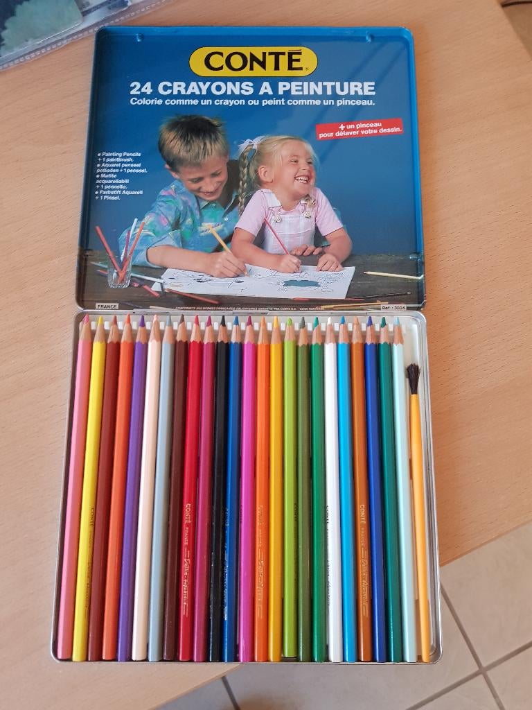 24 aquarel potloden met penseel (ongebruikt), Hobby en Vrije tijd, Tekenen, Nieuw, Potlood of Stift, Ophalen